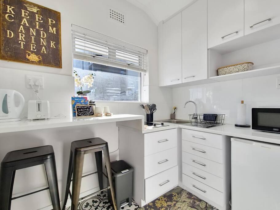 Secure, Close To Beaches, Promenade & Free Wi-Fi! Cape Town Luaran gambar