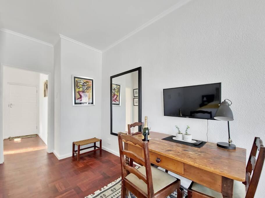 Secure, Close To Beaches, Promenade & Free Wi-Fi! Cape Town Luaran gambar